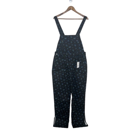 WeWoreWhat Women's Slouchy Slit Overalls In Watercolor
Ditsy Jumpsuit - Picture 2 of 12